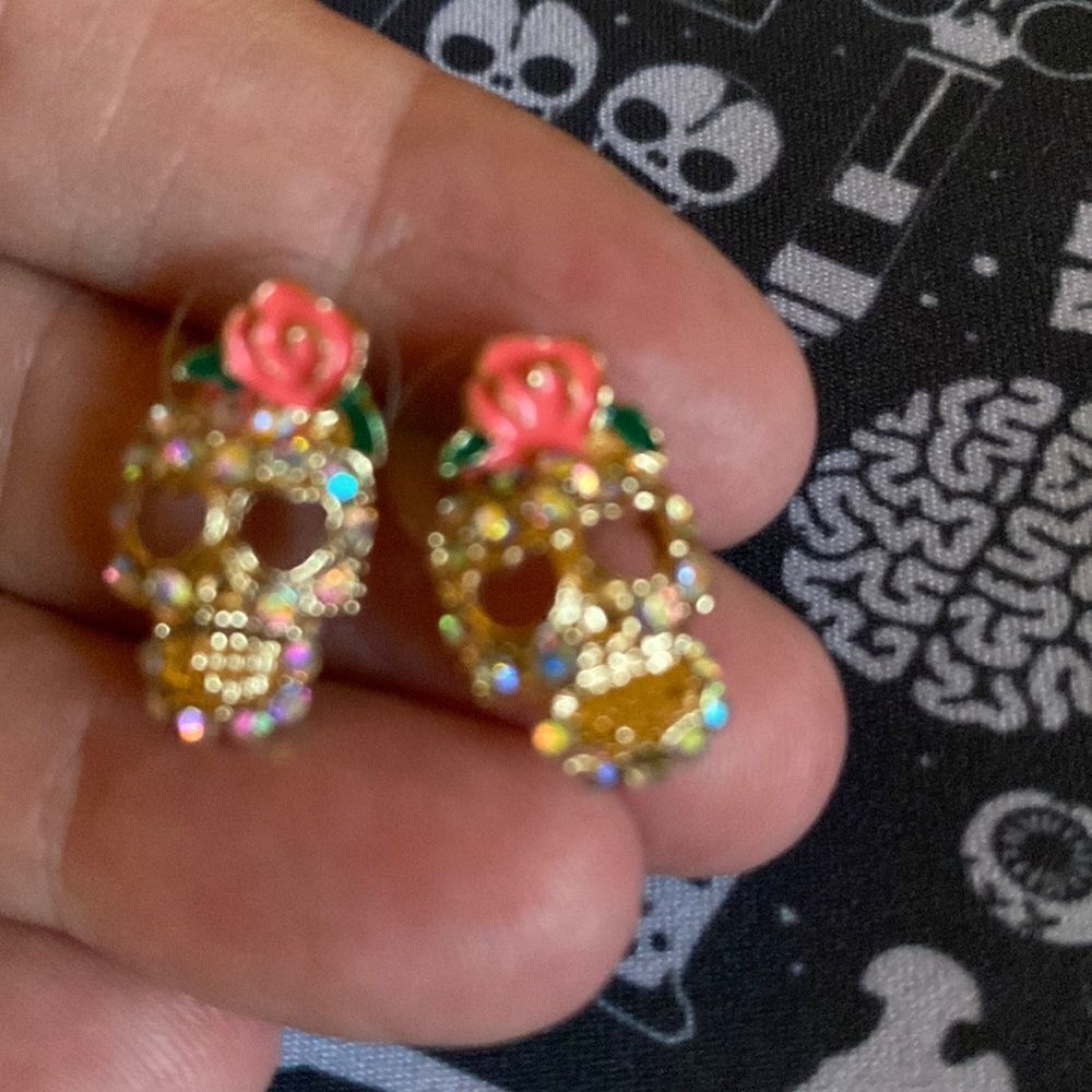 Day of the Dead Sugar Skill Earrings. Gold plated.